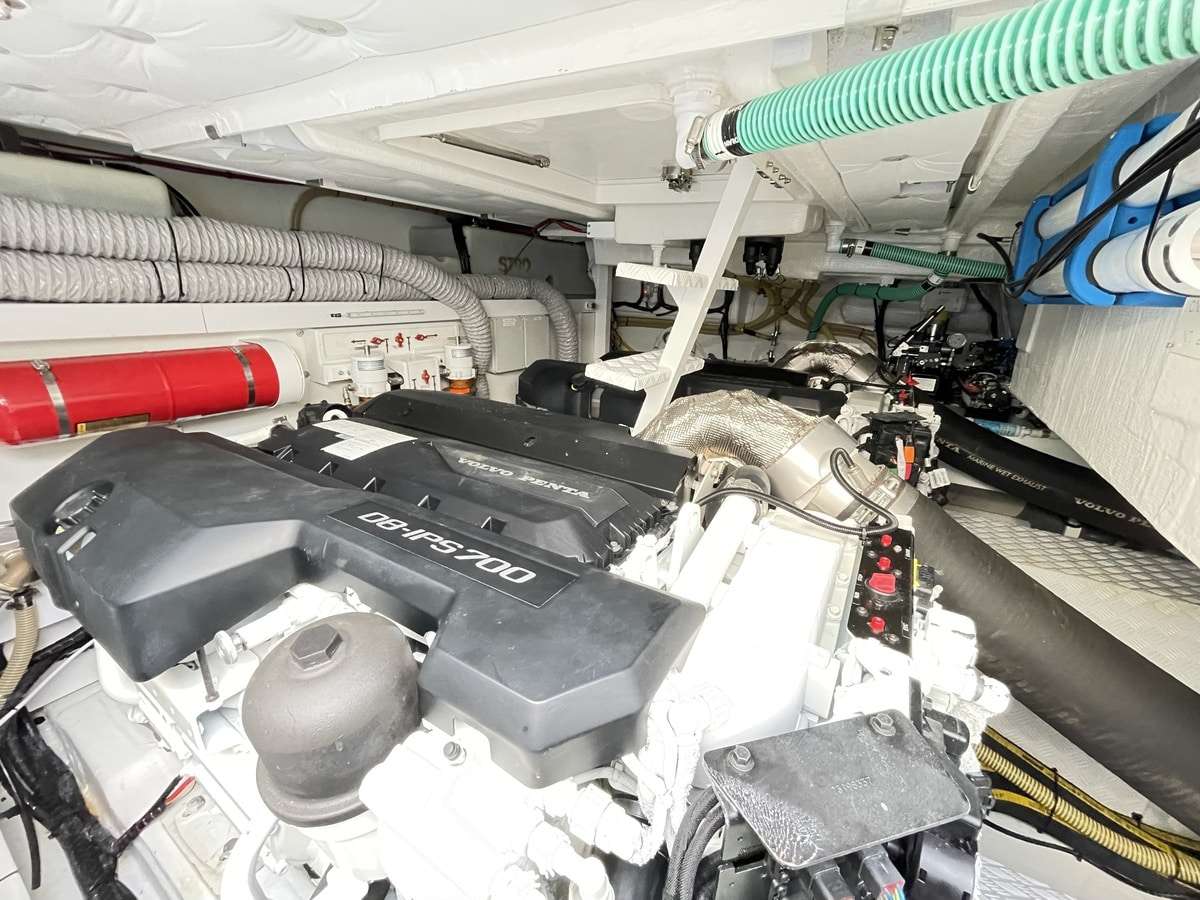Fairline 50