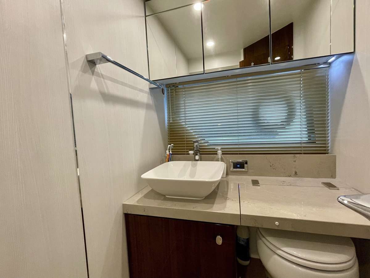 Fairline 50