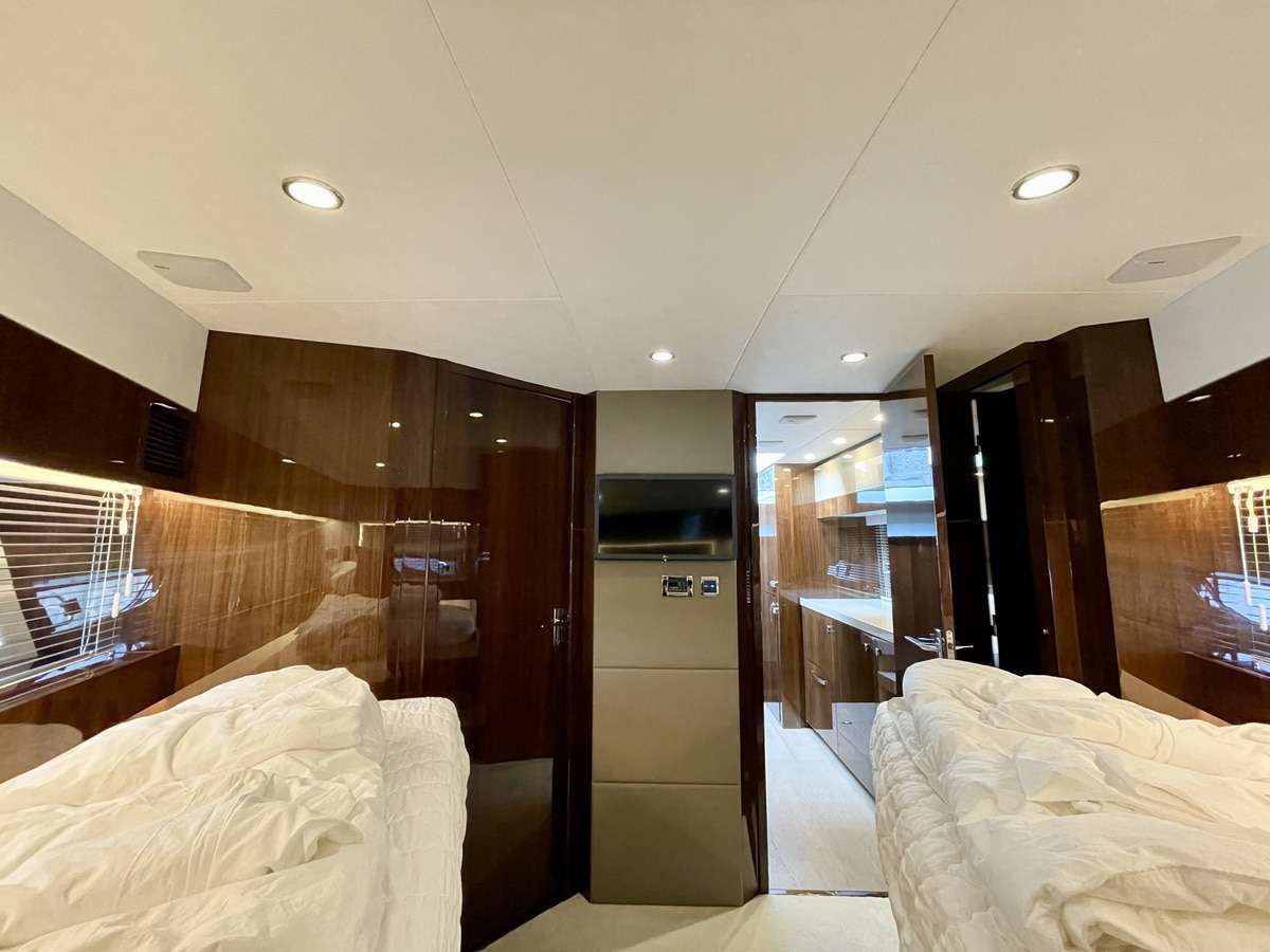 Fairline 50