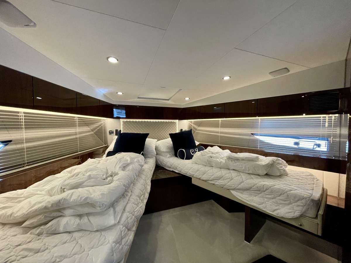 Fairline 50