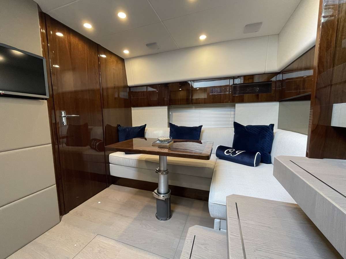 Fairline 50