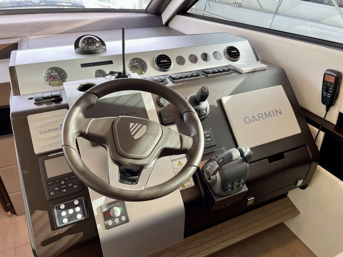 Fairline 50