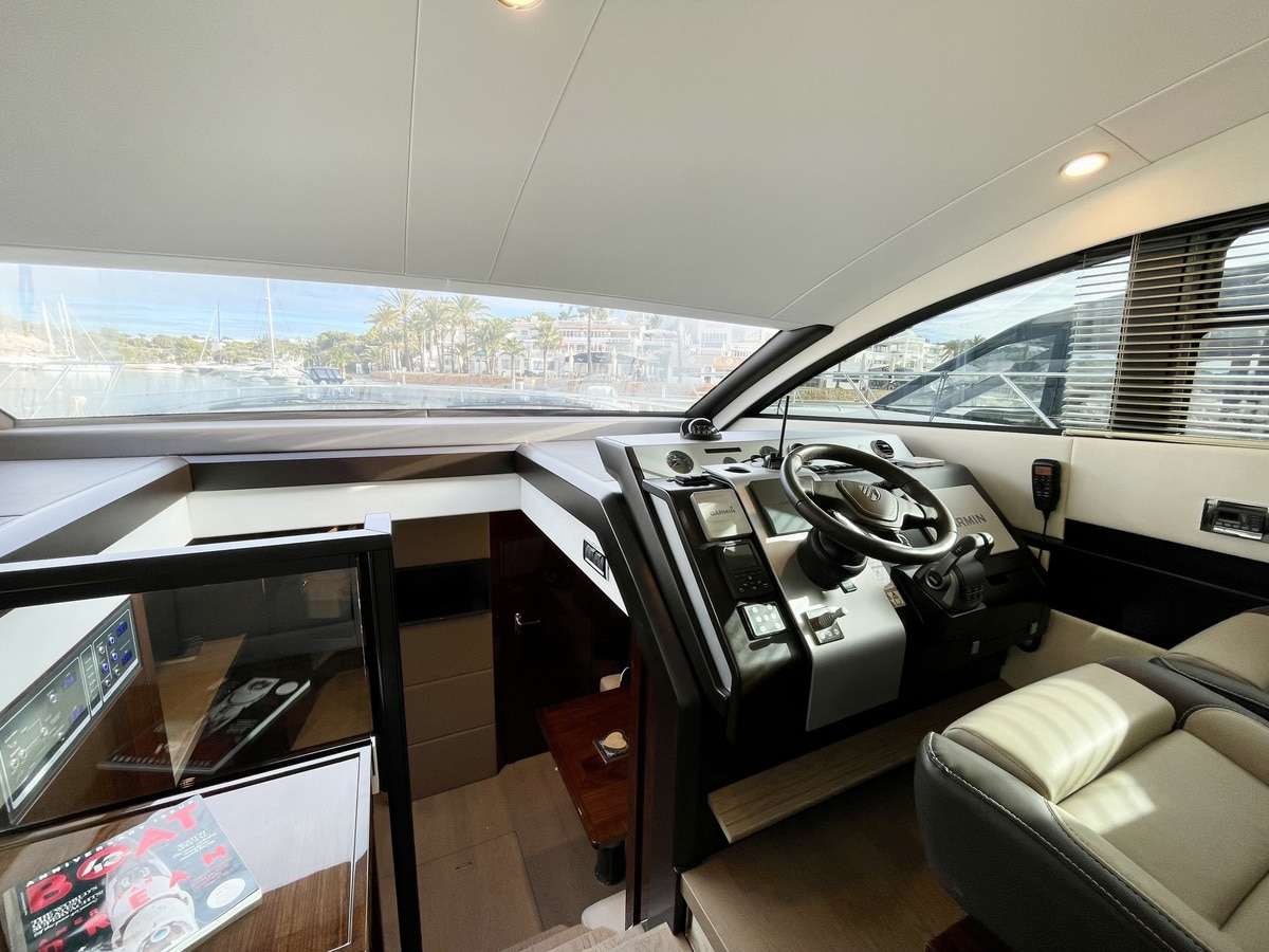 Fairline 50