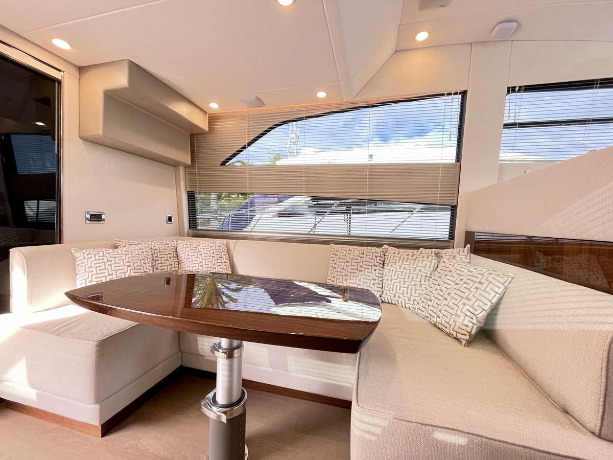 Fairline 50