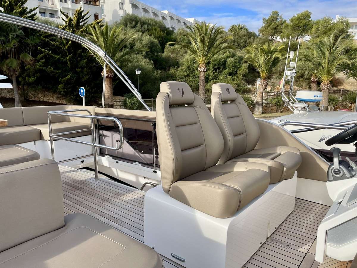 Fairline 50