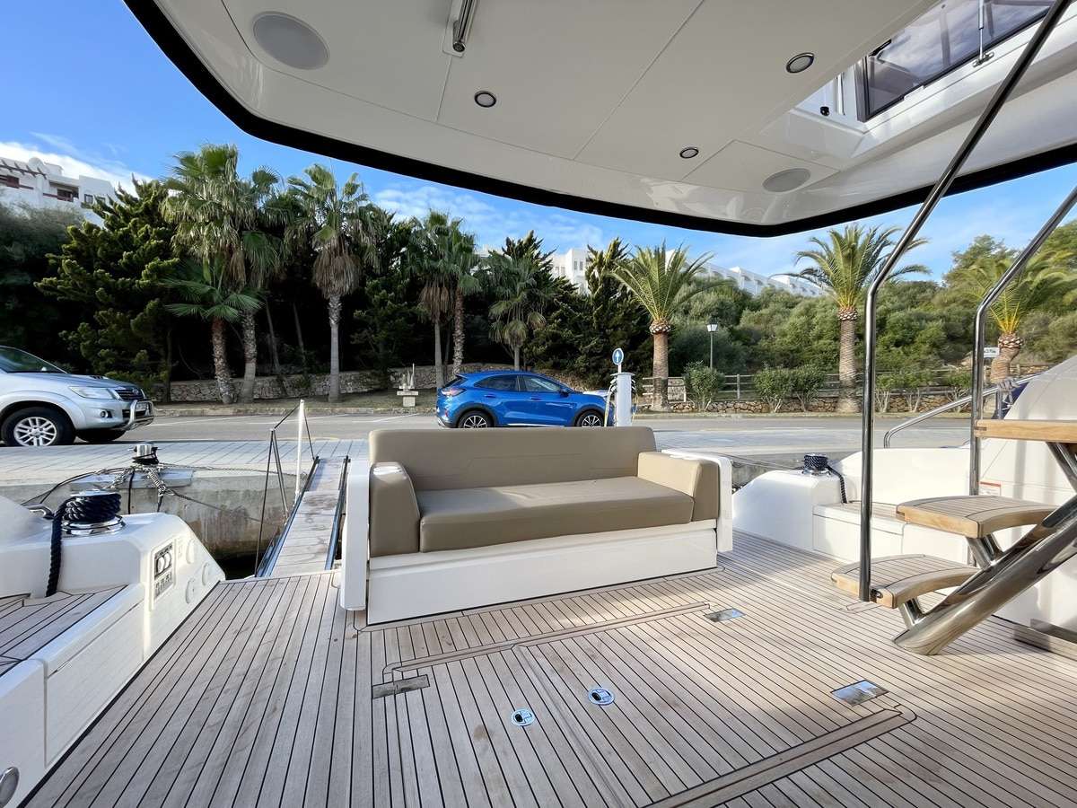 Fairline 50