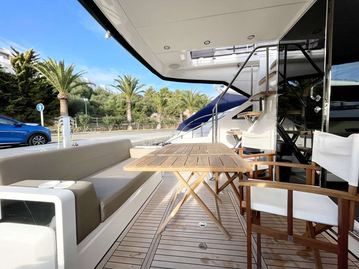 Fairline 50