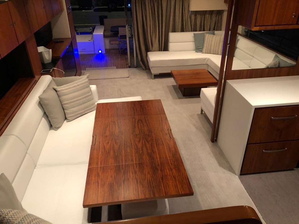 Fairline 65