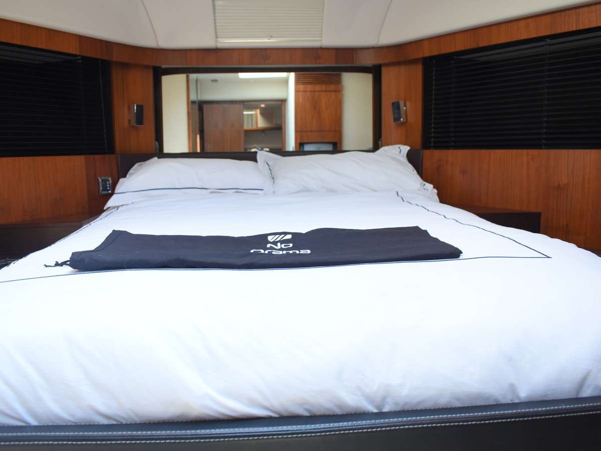Fairline 65