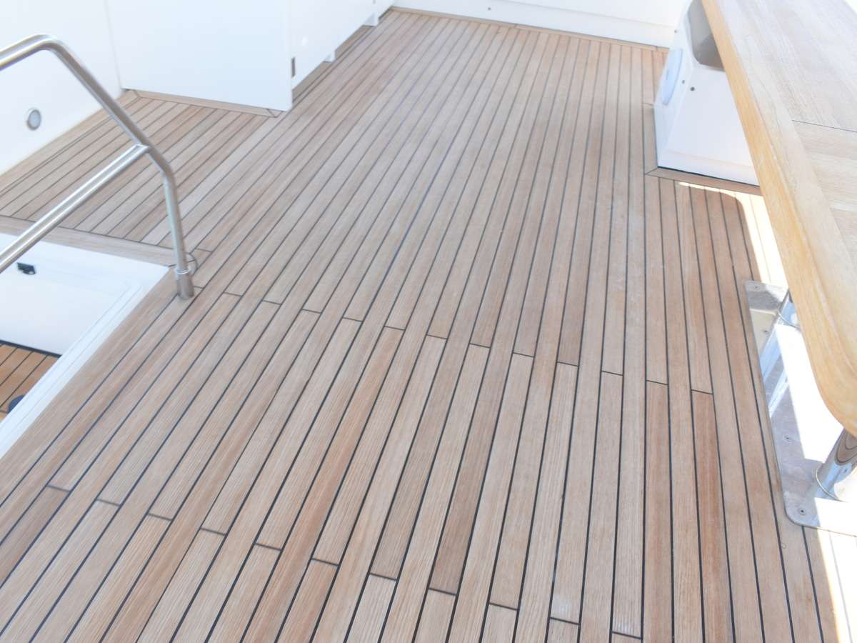 Fairline 65