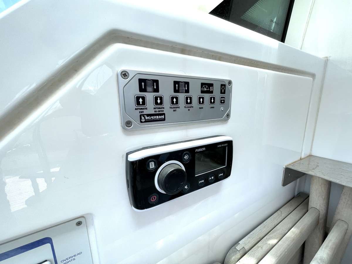 Fairline 50