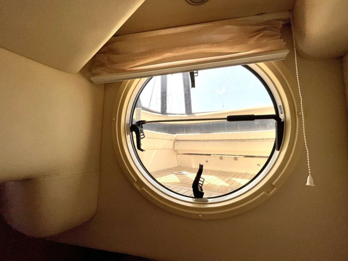 Sealine 42