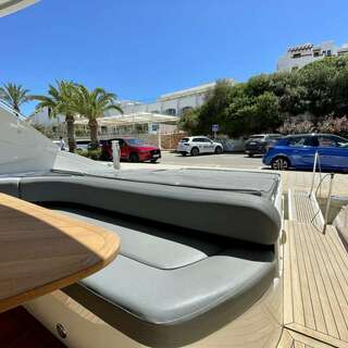 Boat image 17
