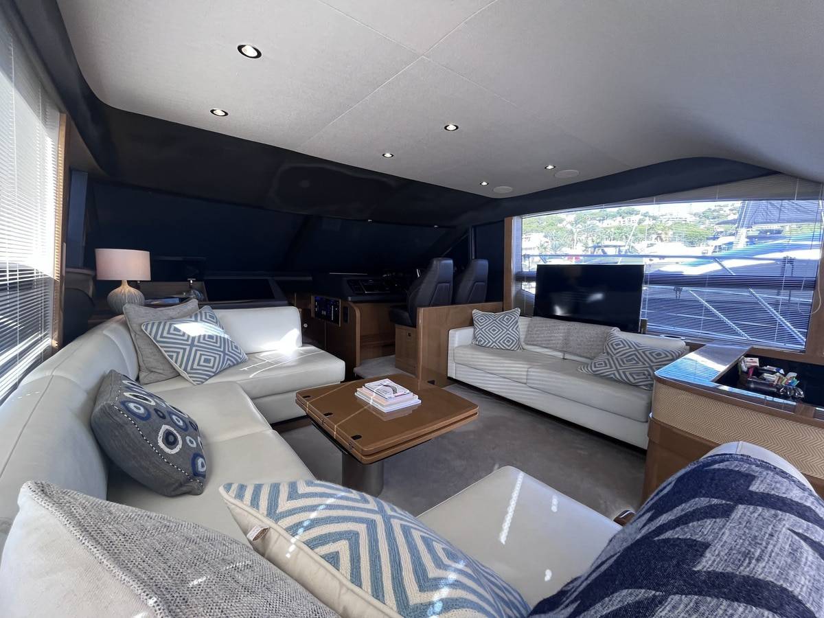 Princess 52 with Seakeeper gyro