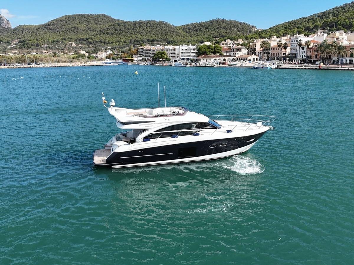 Princess 52 with Seakeeper gyro