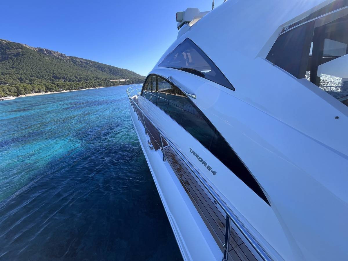 Fairline Targa 64