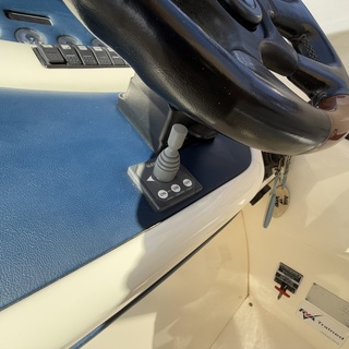 Boat image 10