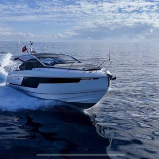 Boat image 13