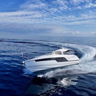Boat image 1