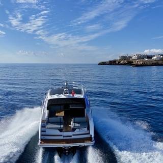 Boat image 12