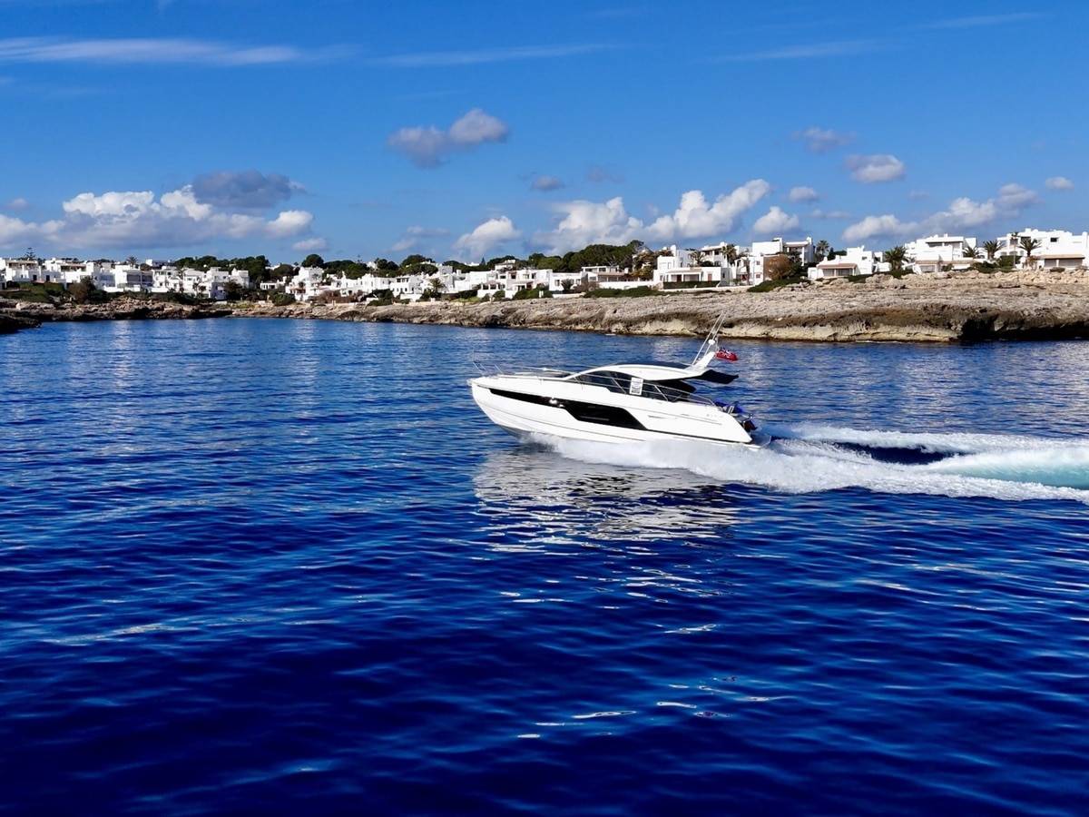 Fairline 40