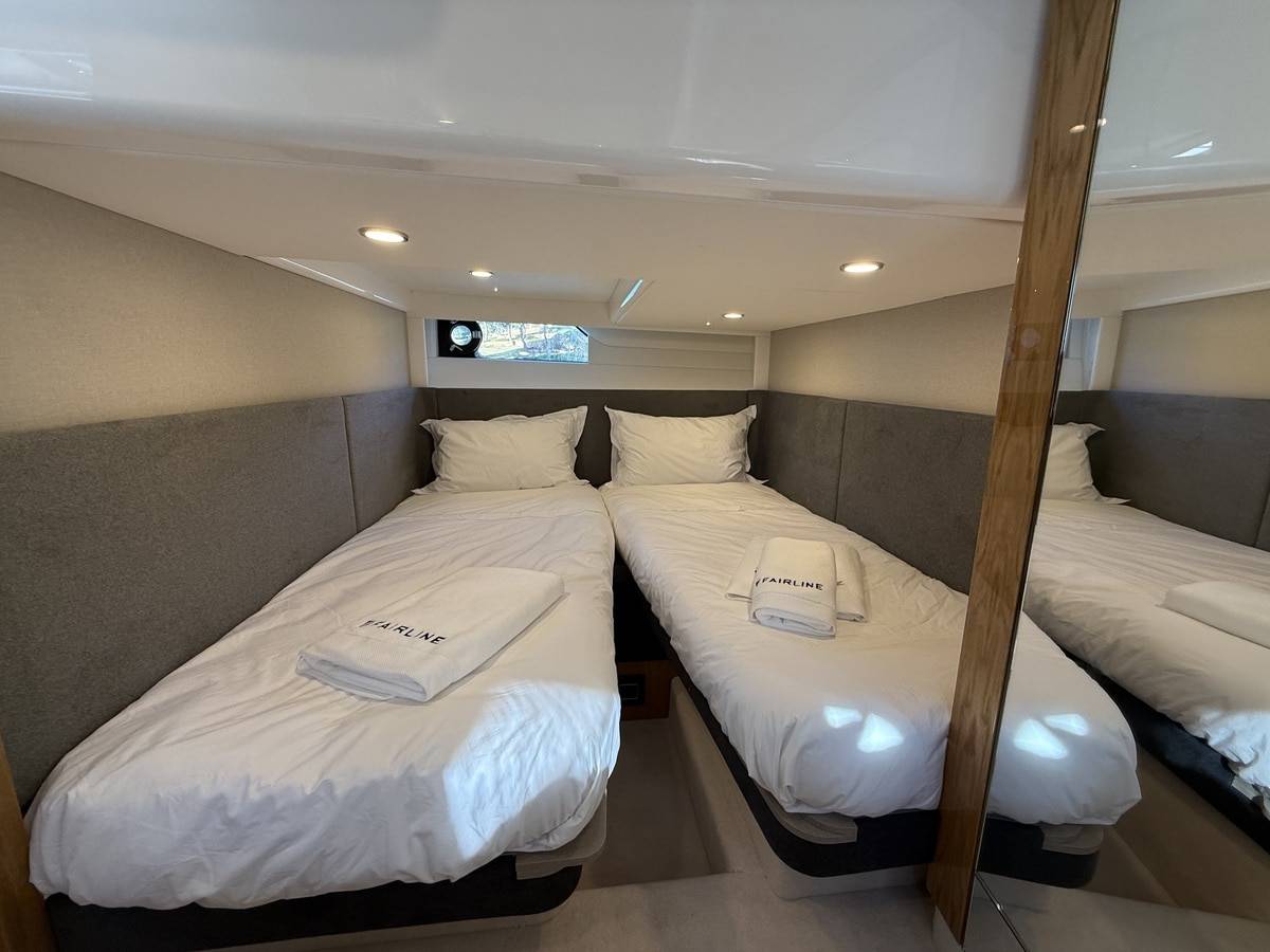 Fairline 40