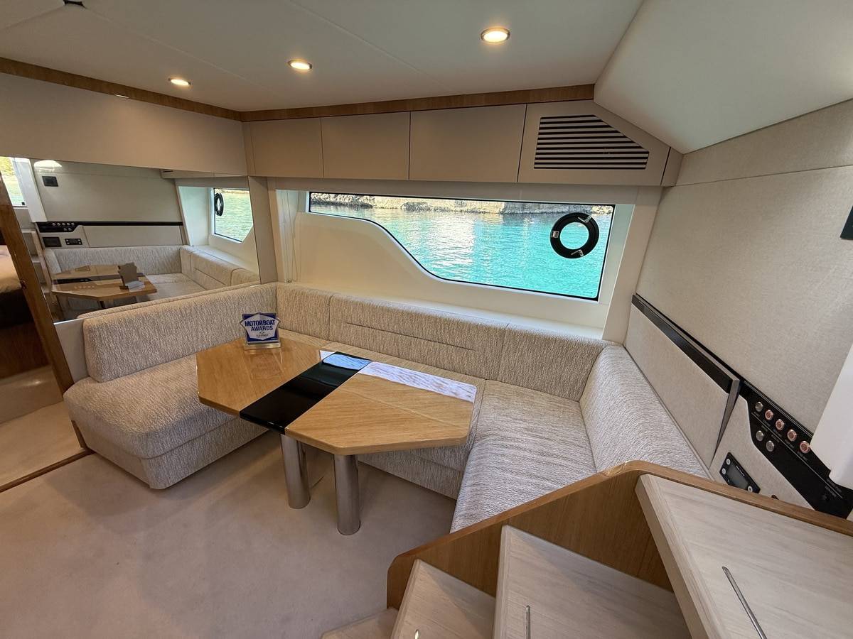 Fairline 40