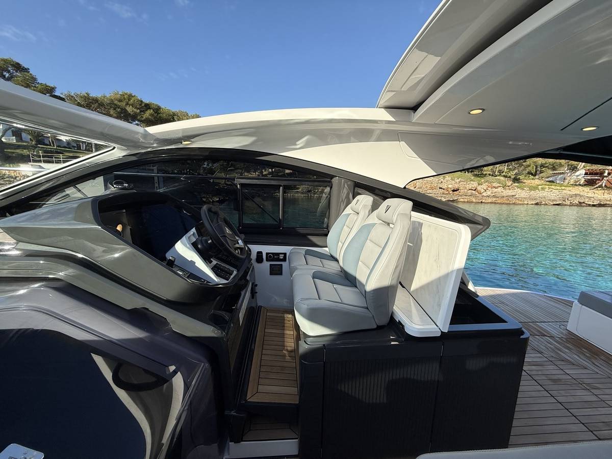 Fairline 40
