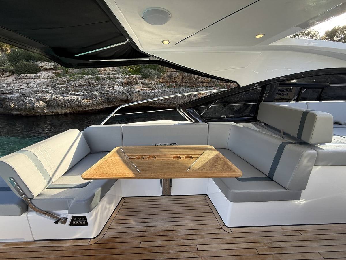 Fairline 40