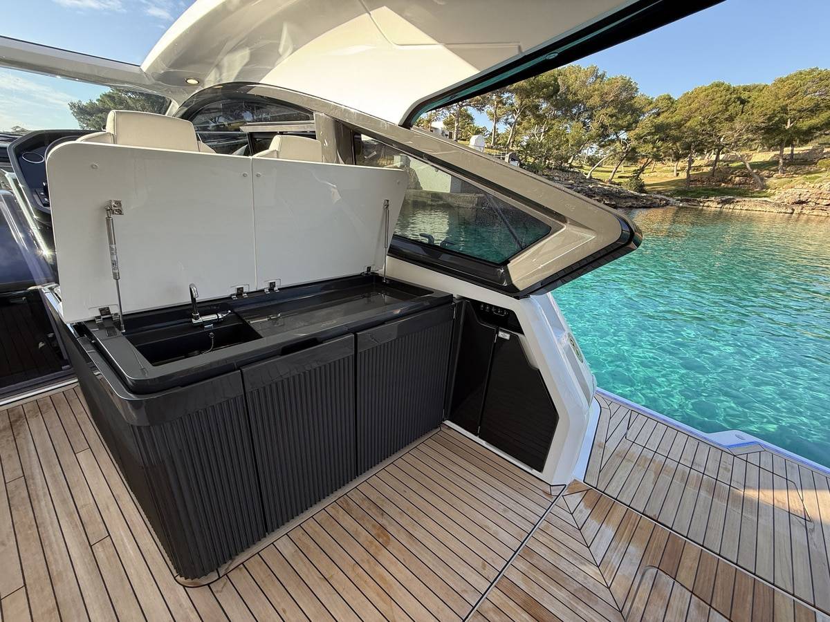 Fairline 40
