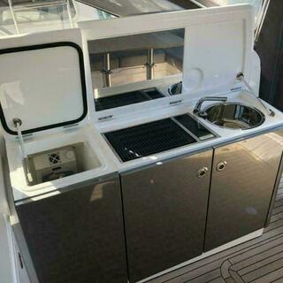 Boat image 13