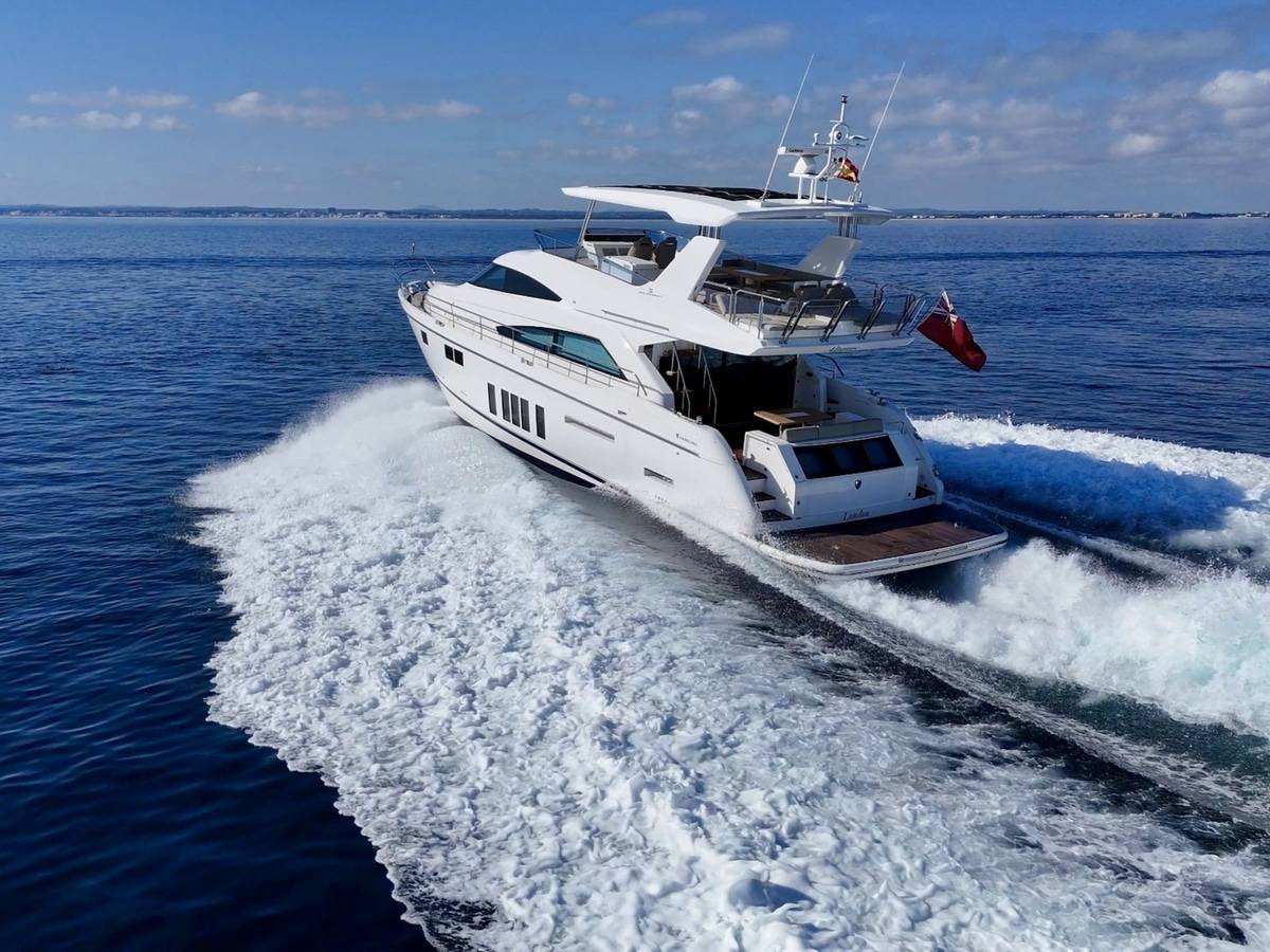Fairline 65