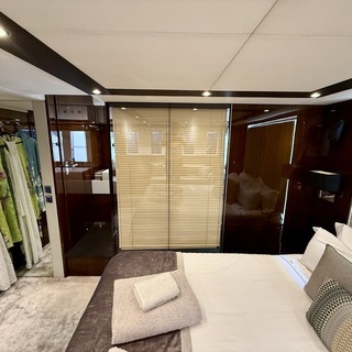 Boat image 52