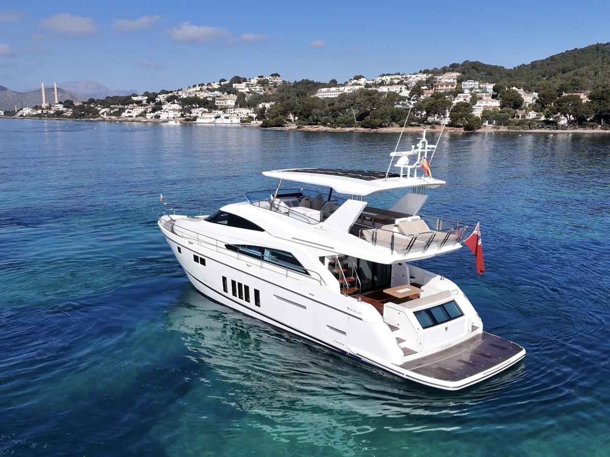 Fairline 65