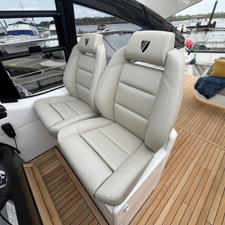 Boat image 12