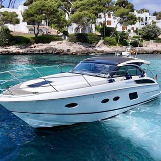 Boat image 3