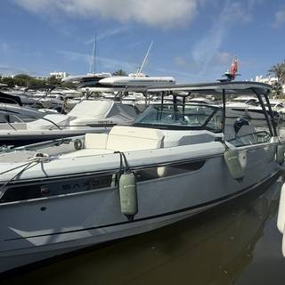 Boat image 15