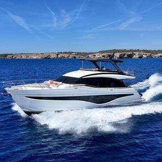 Boat image 1