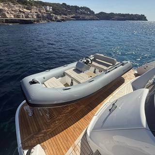 Boat image 34