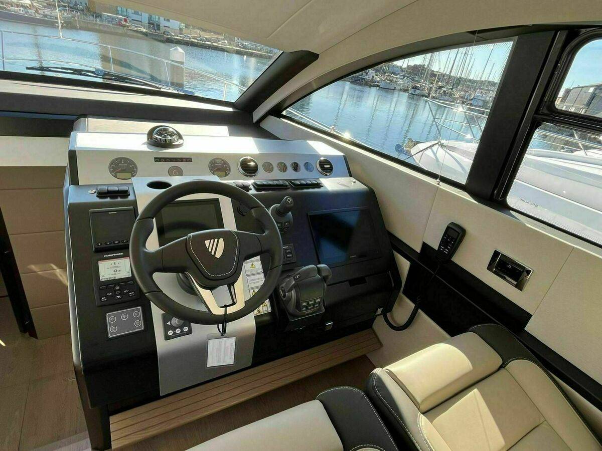 Fairline 50