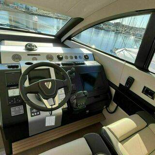 Boat image 10