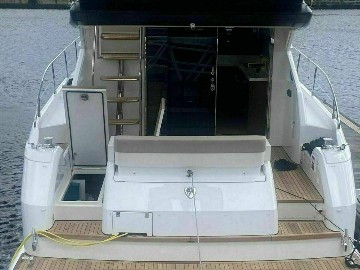 Fairline 50