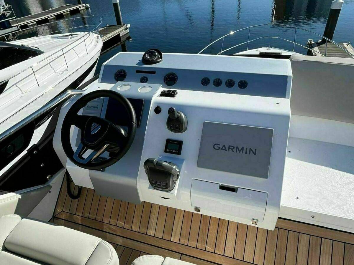 Fairline 50