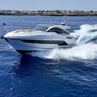 Boat image 13