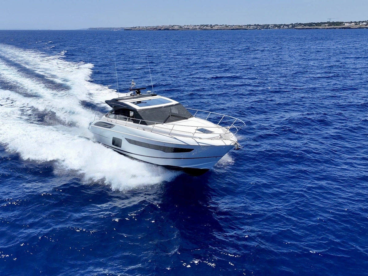 Princess 58 Deck