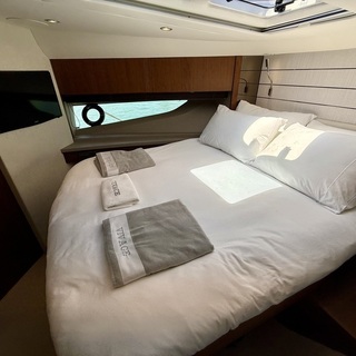 Boat image 30