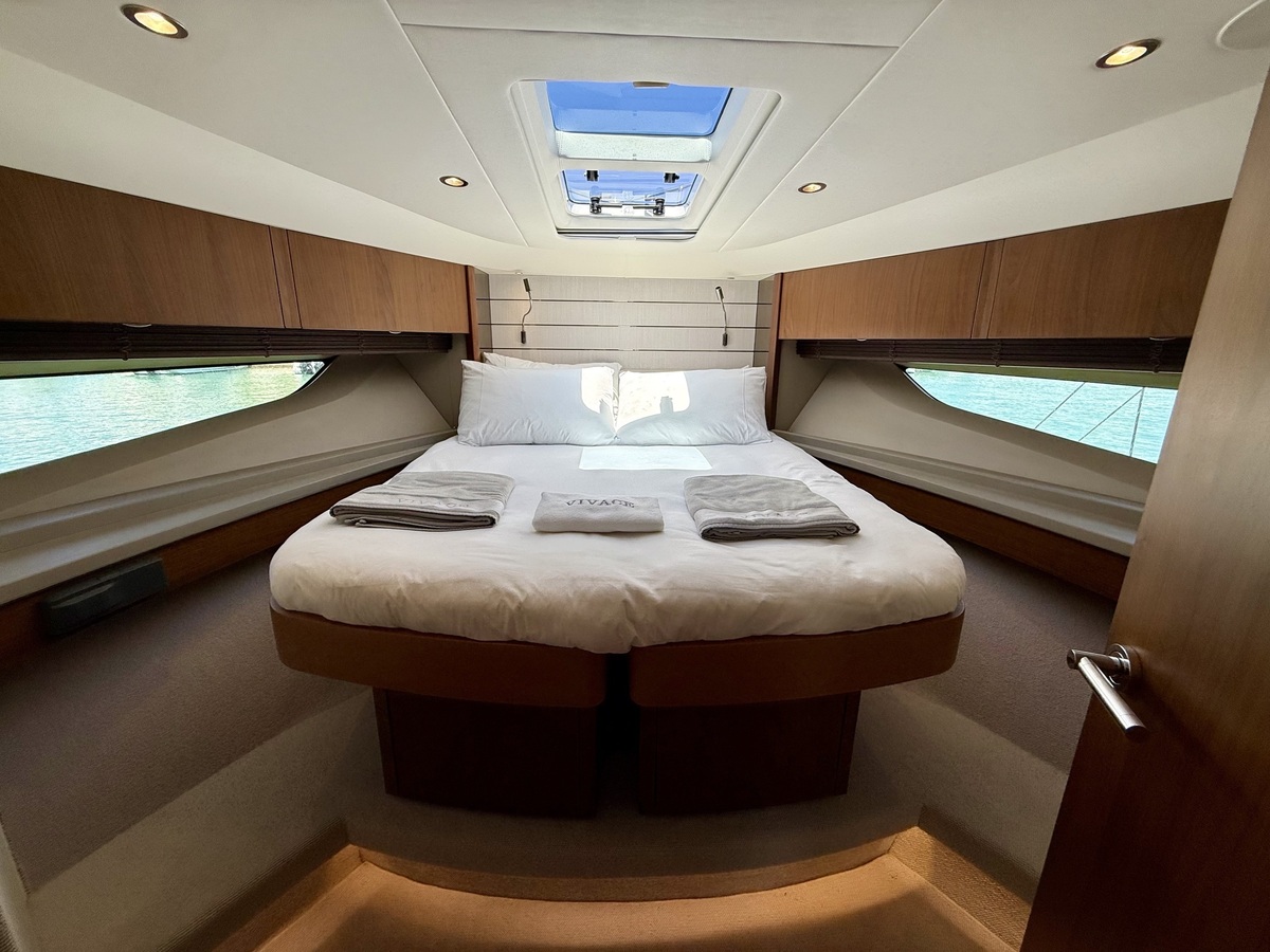 Princess 58 Deck