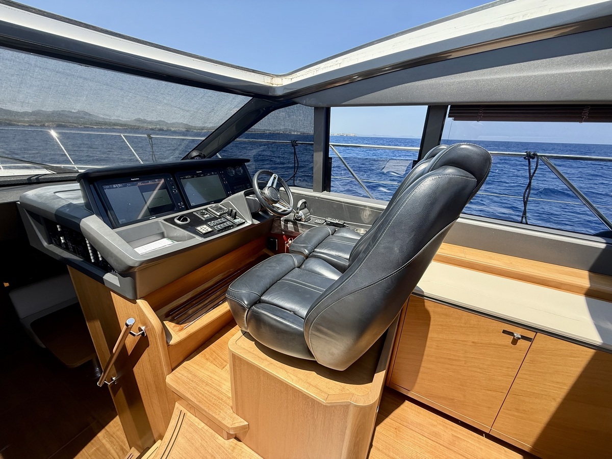 Princess 58 Deck