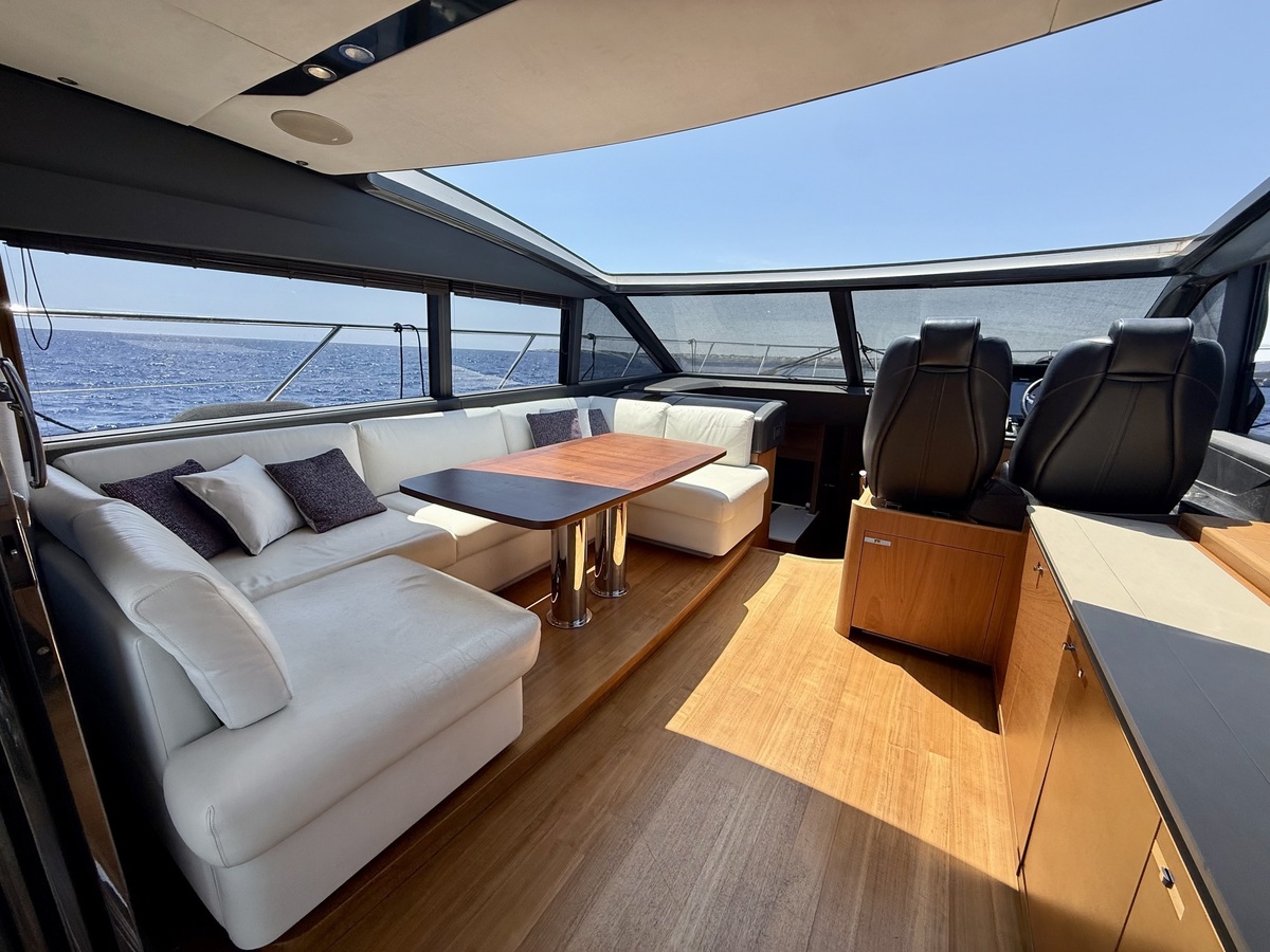Princess 58 Deck