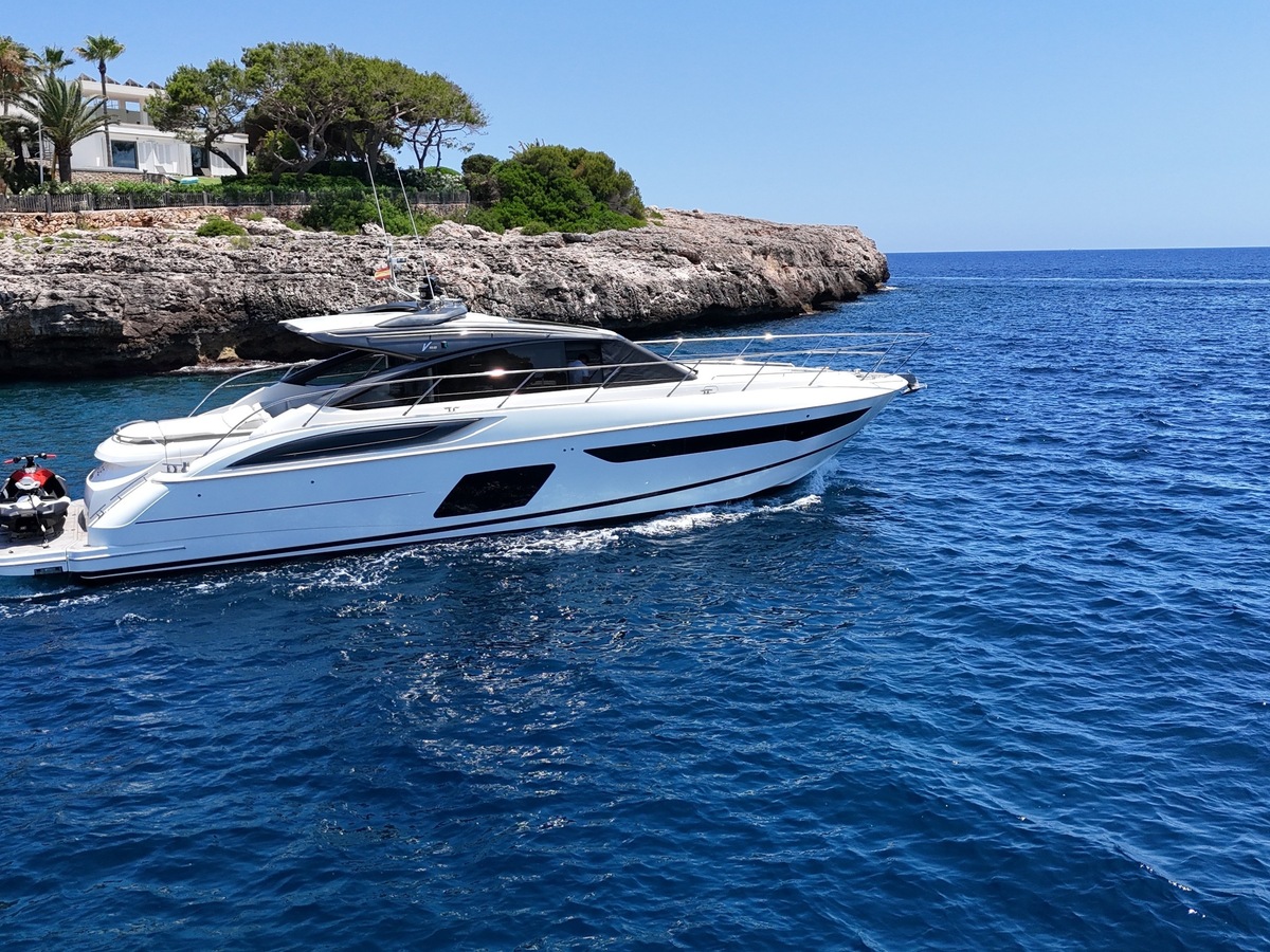 Princess 58 Deck